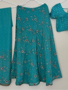 Turquoise chaniya (lehengas) choli with beautiful dupatta